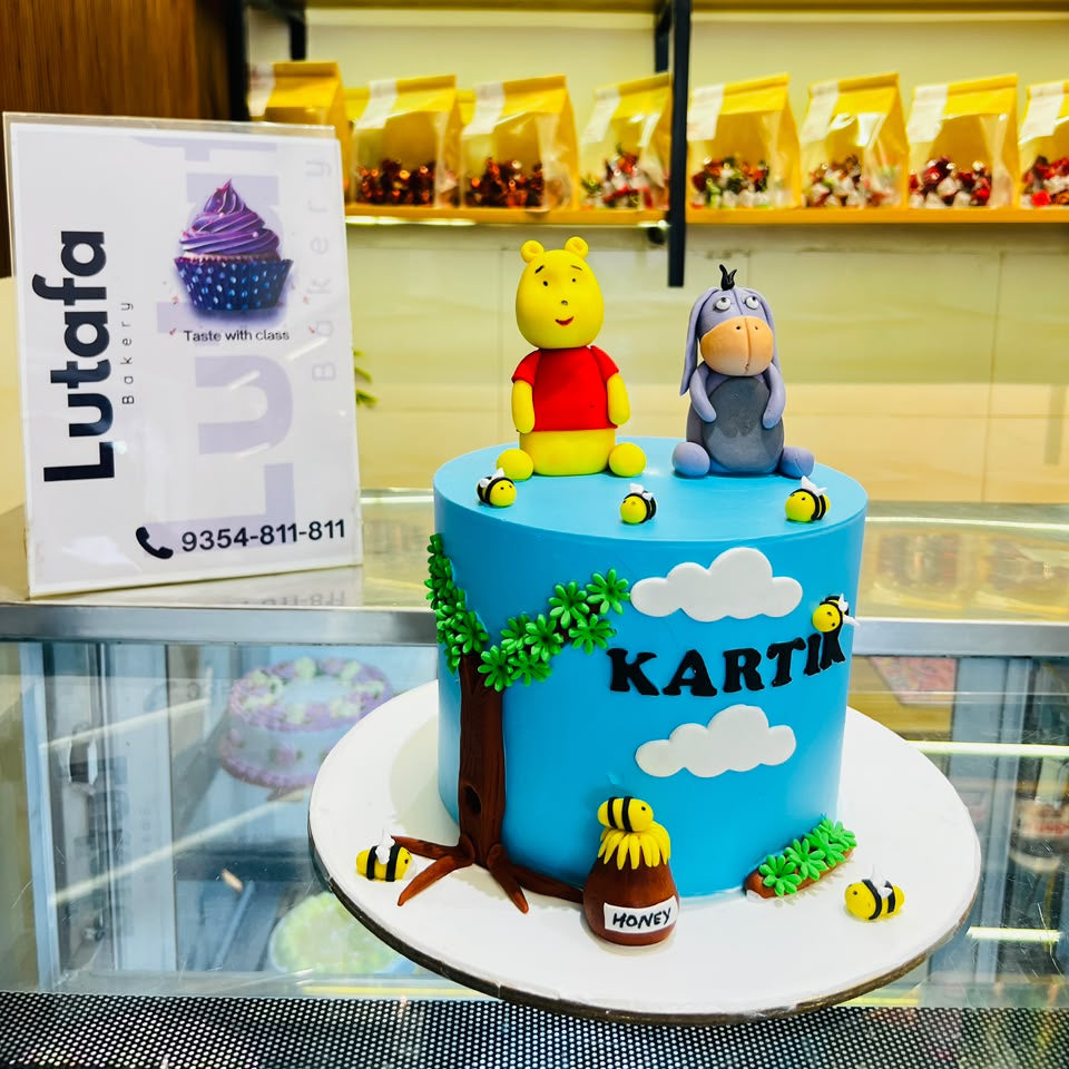Winnie the Pooh Birthday Cake